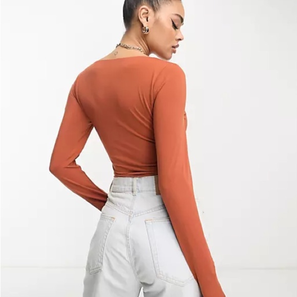 A&F Ruched Bodysuit - Picture 2 of 2